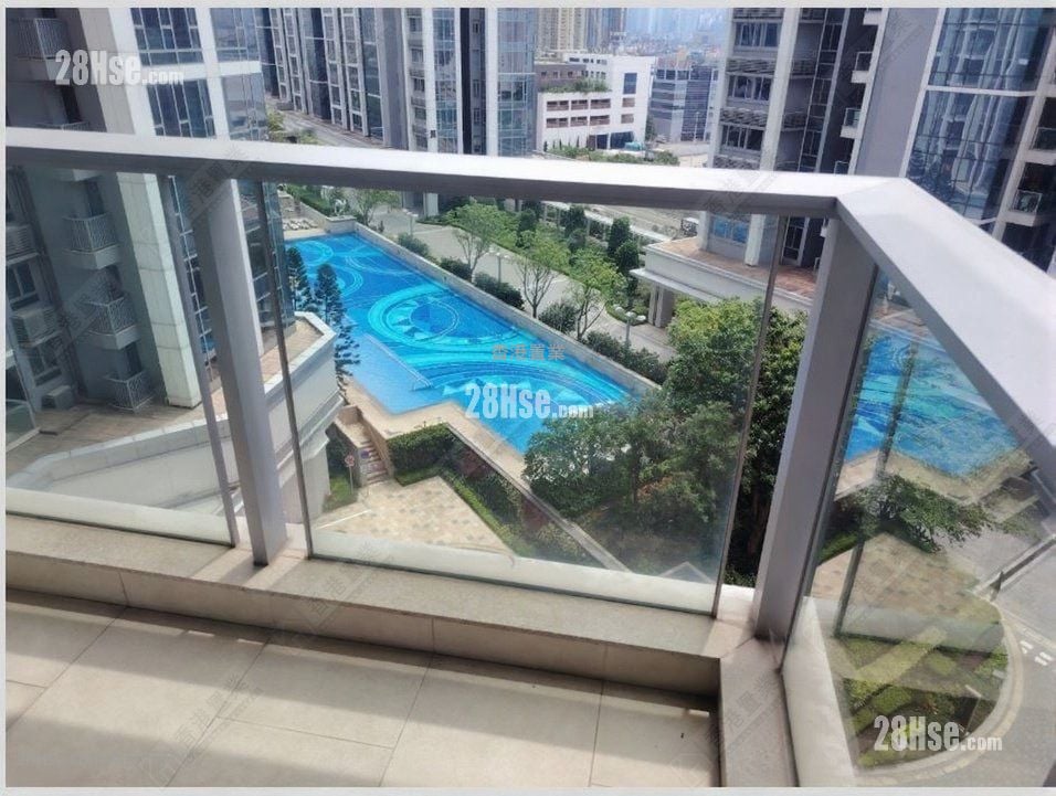 Cullinan West Sell 4 Bedrooms 1,214 ft²