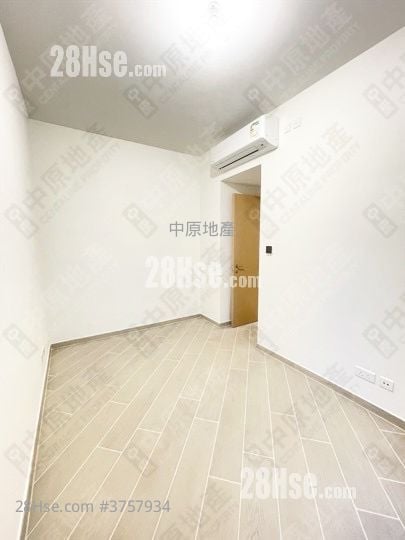 Lp10 Sell 2 Bedrooms , 1 Bathroom 488 ft²