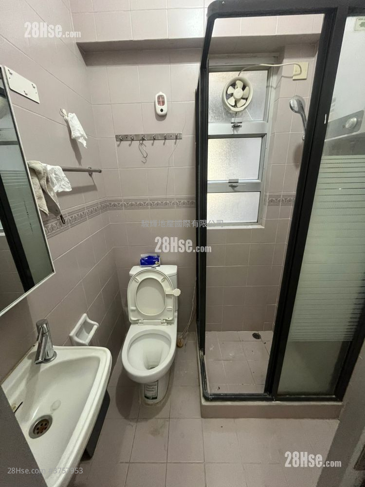 廣興大廈 租盤 2 房 , 1 浴室 389 平方呎