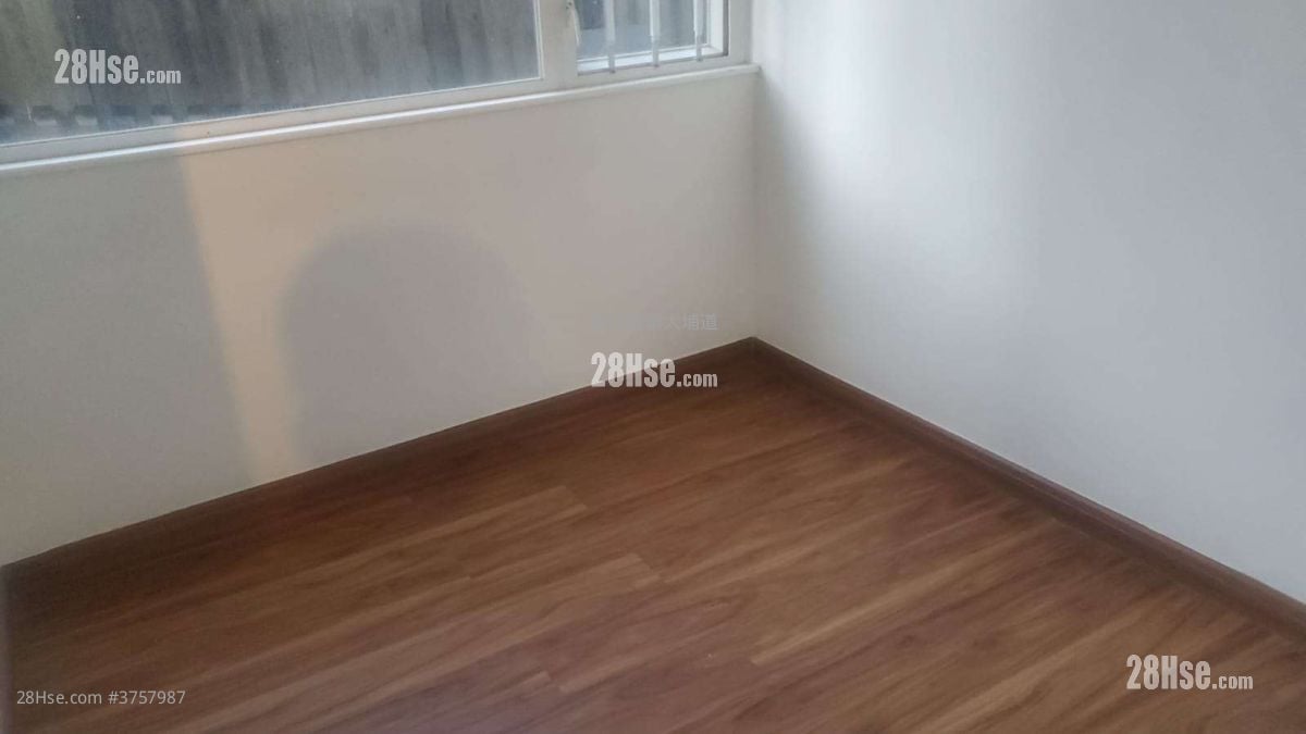 安泰樓 售盤 2 房 , 1 浴室 301 平方呎