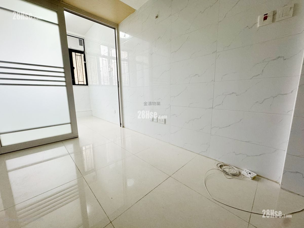 Alhambra Building Rental 190 ft²