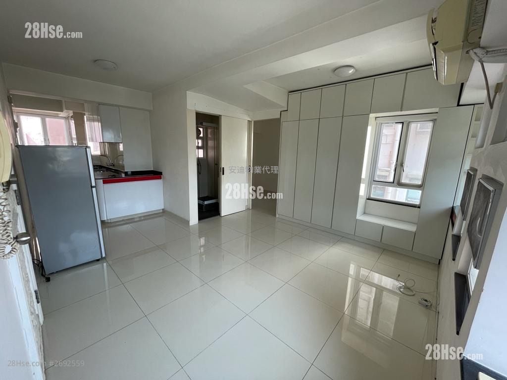 Circle Garden Rental 1 Bedroom , 1 Bathroom 330 ft²