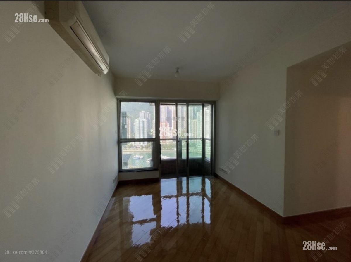 Sham Wan Towers Sell 3 Bedrooms 579 ft²