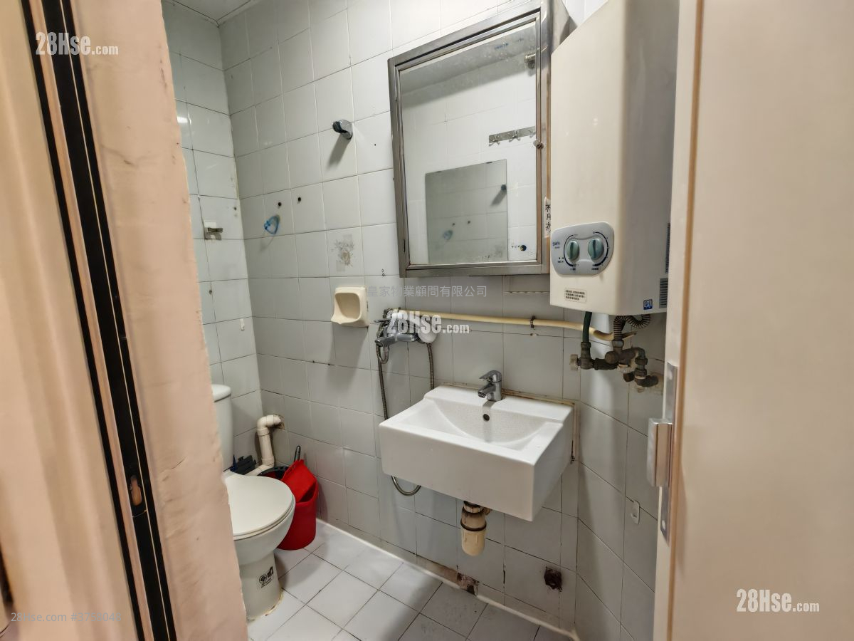 金山閣 租盤 1 浴室 180 平方呎