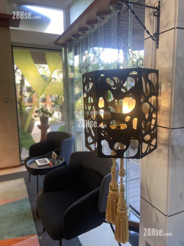 Miami Crescent Sell 2 Bedrooms , 3 Bathrooms 1,841 ft²