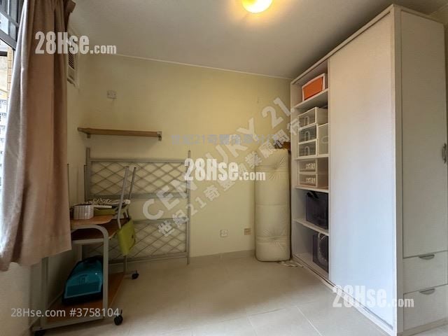 愉翠苑 售盘 2 房 , 1 浴室 516 平方尺