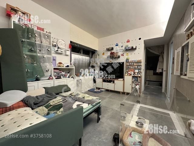 Ravana Garden Sell 2 Bedrooms , 1 Bathroom 394 ft²