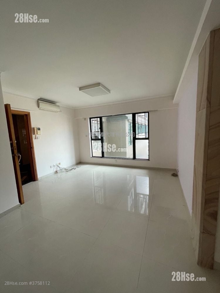 Wayne Place Sell 3 Bedrooms 912 ft²