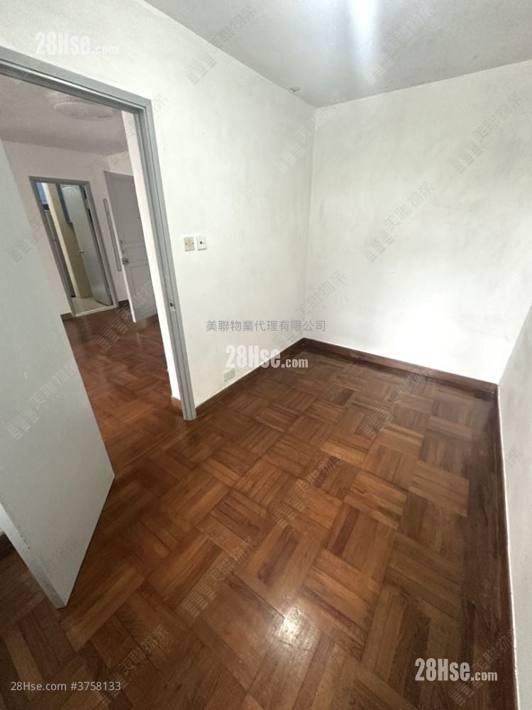 Yu Ming Court Sell 1 Bedroom , 1 Bathroom 546 ft²