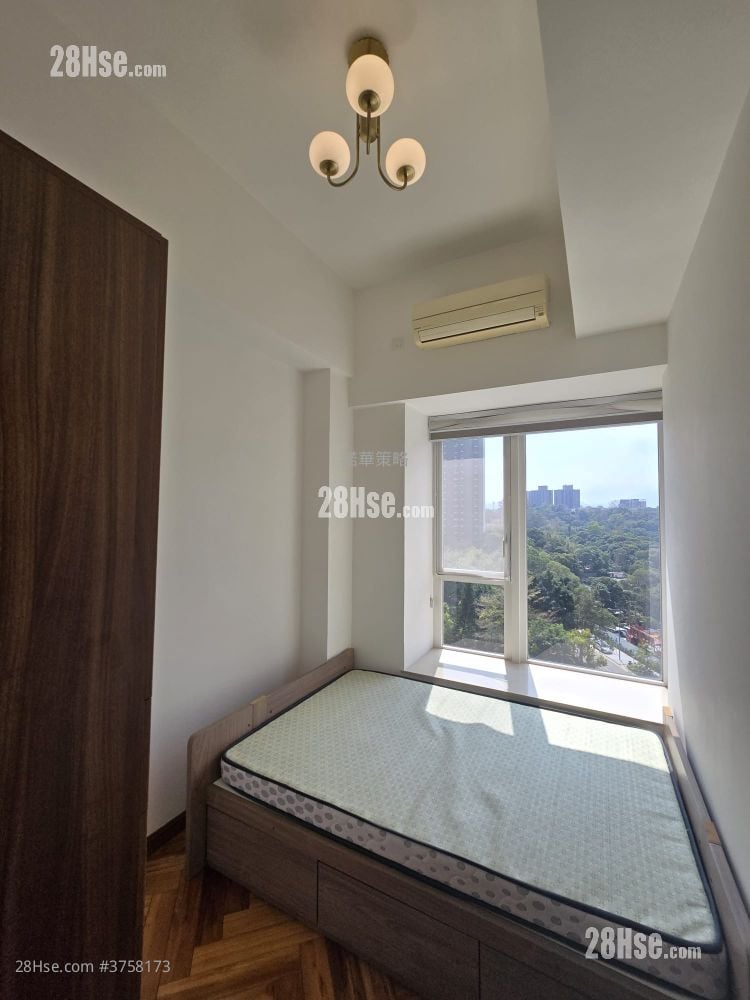 星堤 售盘 4 房 , 2 浴室 1,100 平方尺