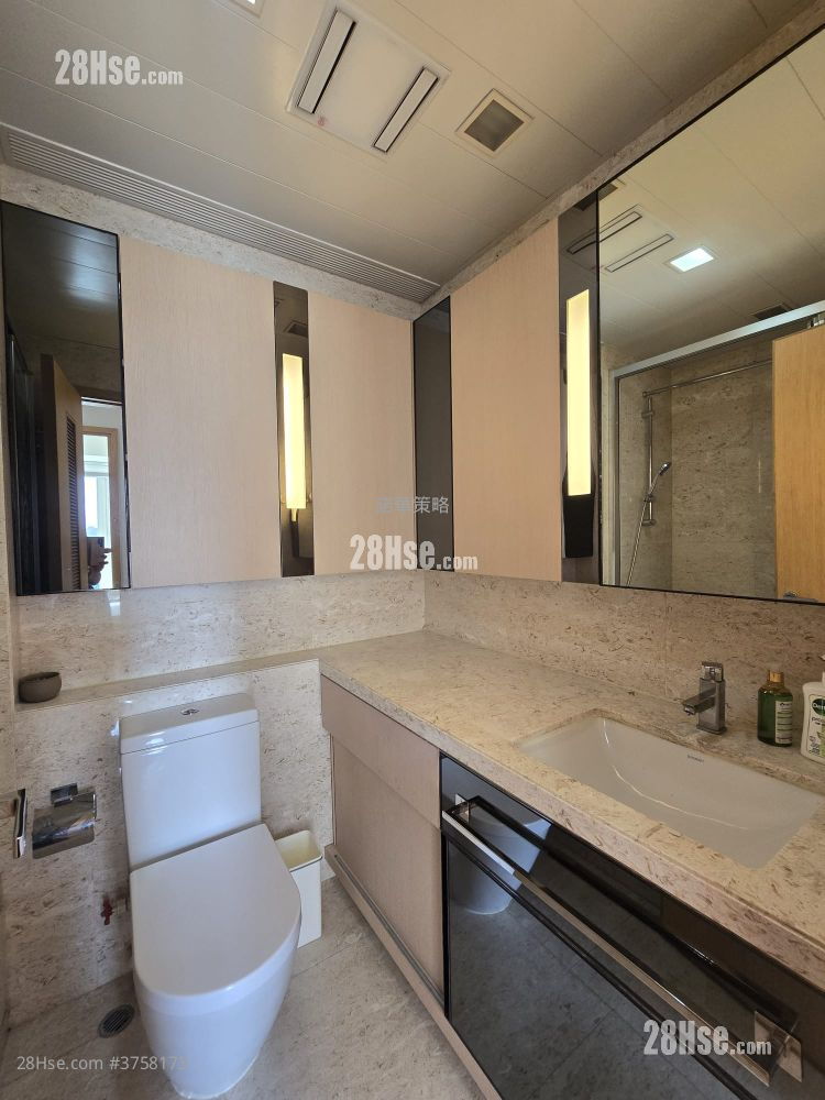 星堤 售盘 4 房 , 2 浴室 1,100 平方尺