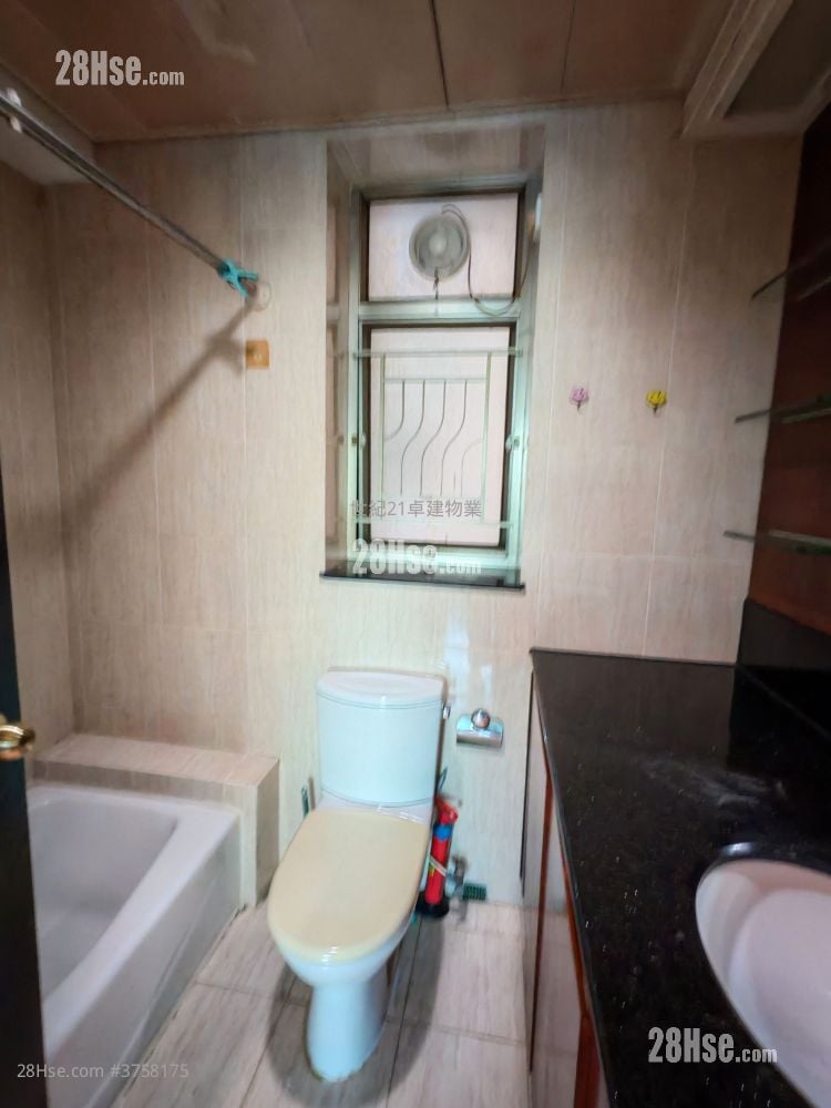 擎天半岛 售盘 3 房 , 2 浴室 849 平方尺