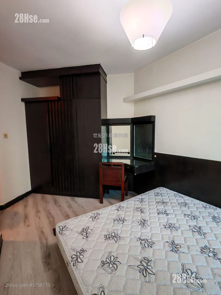 擎天半岛 售盘 3 房 , 2 浴室 849 平方尺