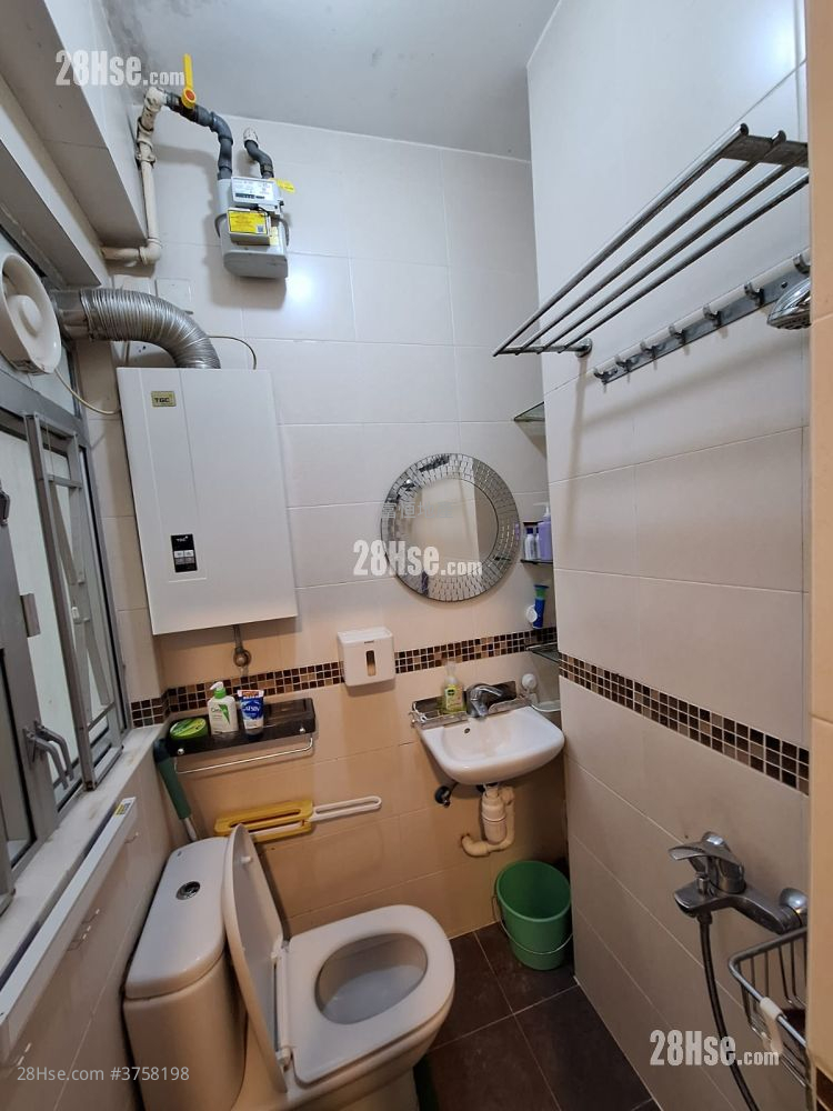 黄埔唐楼 售盘 2 房 , 1 浴室 372 平方尺