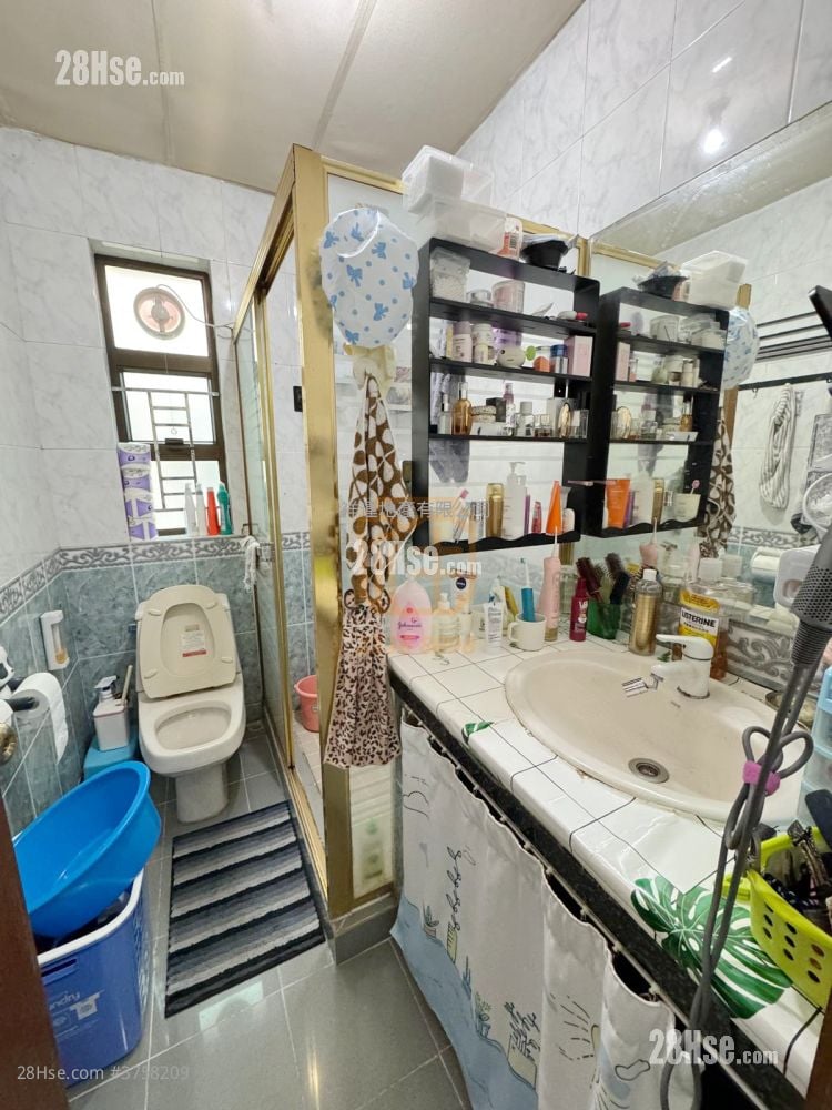 村屋 售盘 3 房 , 1 浴室