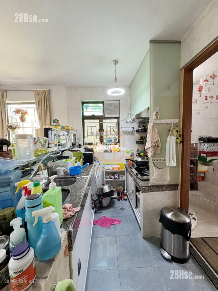 村屋 售盘 3 房 , 1 浴室