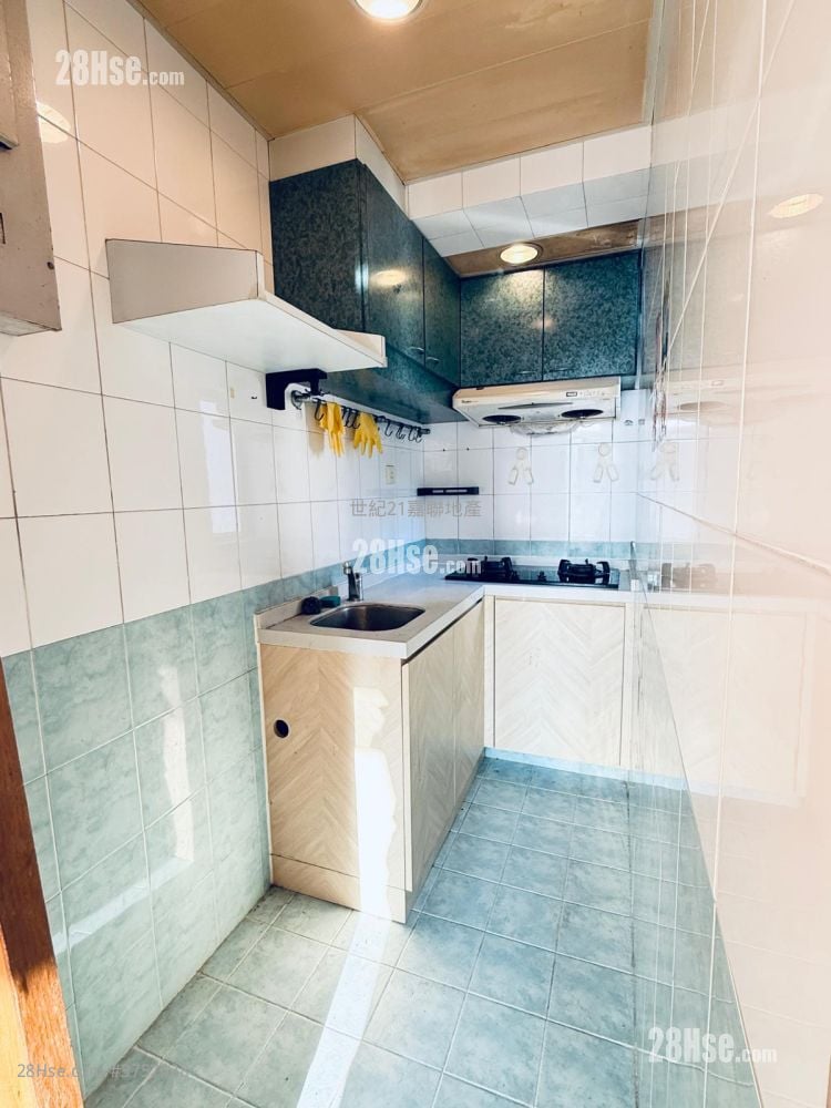 利豐大廈 售盤 2 房 , 1 浴室 370 平方呎