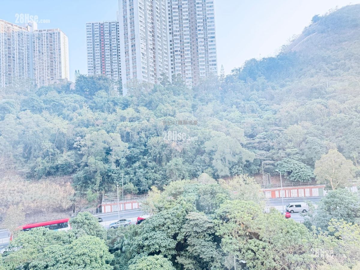 利豐大廈 售盤 2 房 , 1 浴室 370 平方呎