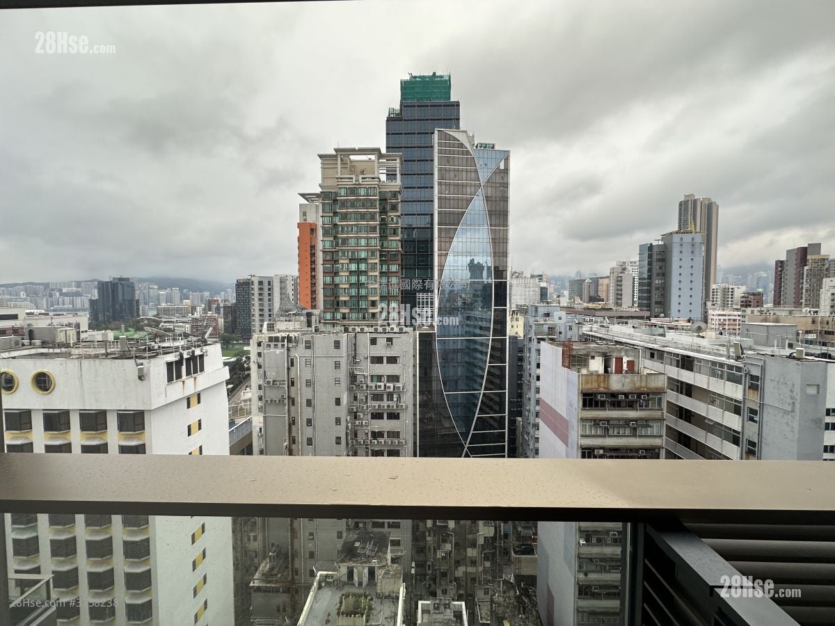 高临 租盘 1 房 , 1 浴室 270 平方尺