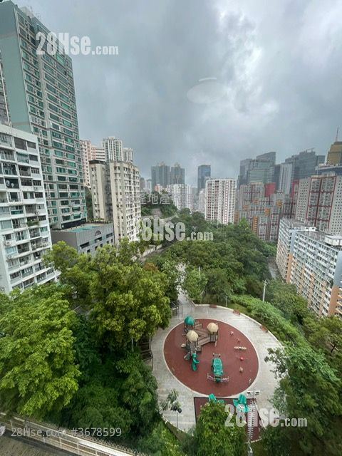 碧麗苑 售盤 3 房 , 2 浴室 695 平方呎