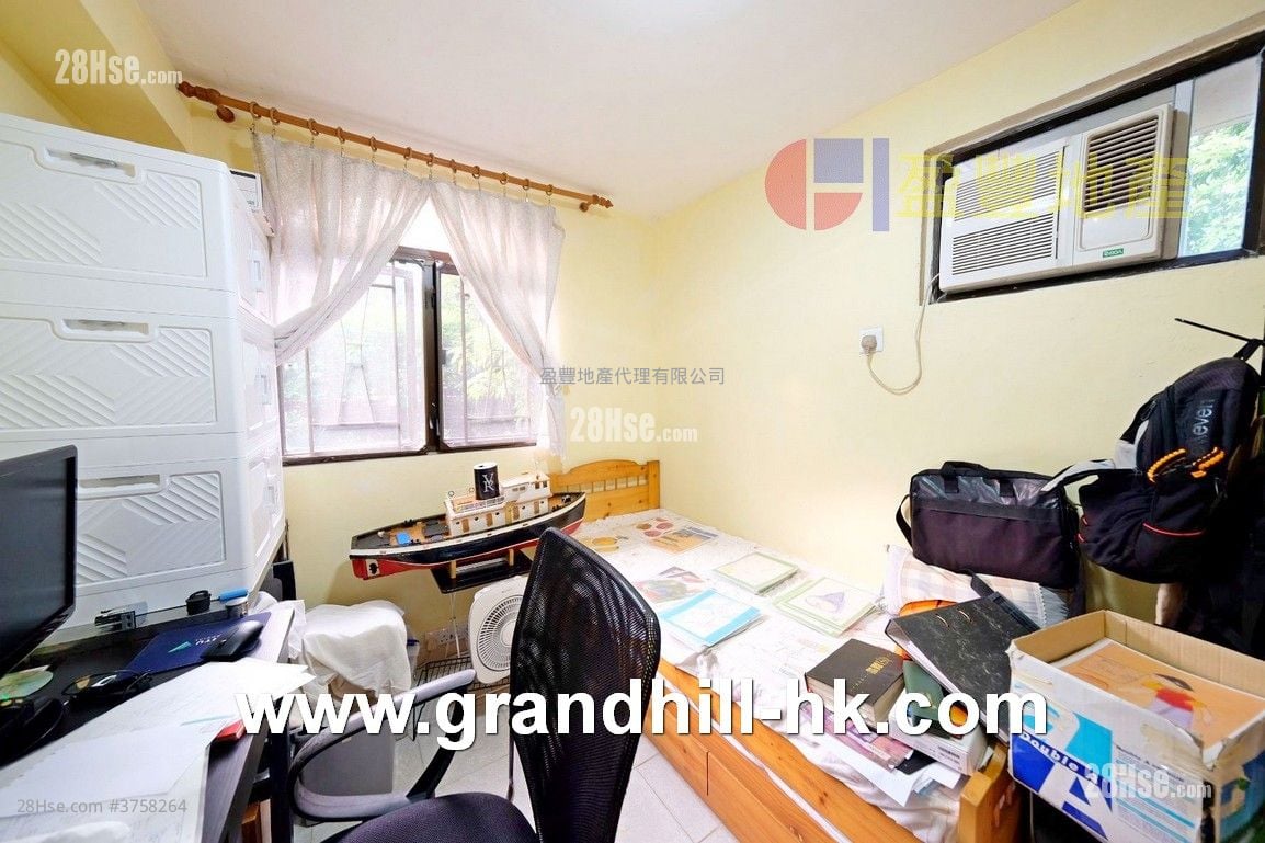 Village Sell 3 Bedrooms , 1 Bathroom