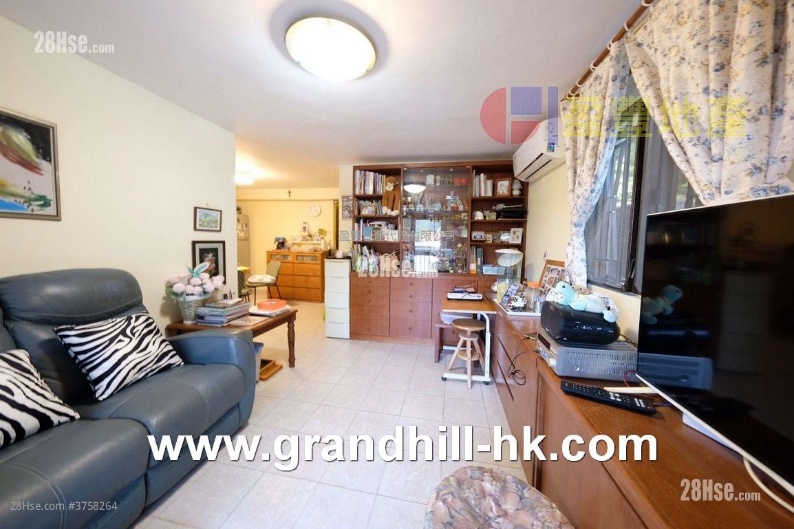 Village Sell 3 Bedrooms , 1 Bathroom