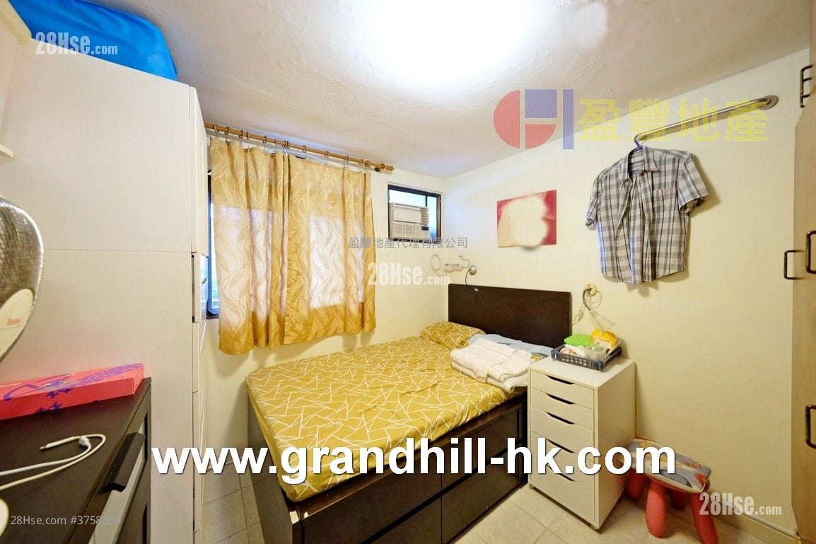 Village Sell 3 Bedrooms , 1 Bathroom