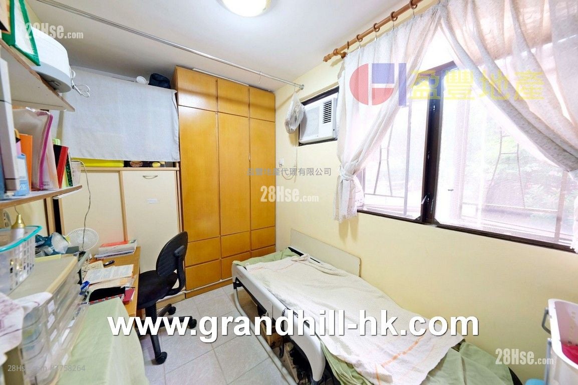 Village Sell 3 Bedrooms , 1 Bathroom