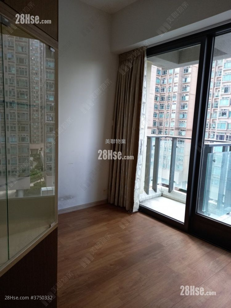 逸峯 售盤 325 平方呎