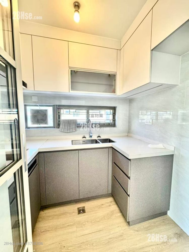 村屋 售盘 3 房 , 1 浴室