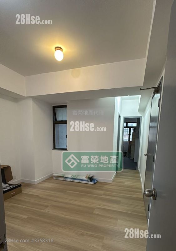 Tak Fu Building Sell 1 Bedroom , 1 Bathroom 282 ft²