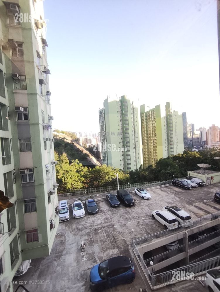 Connie Towers Sell 2 Bedrooms 435 ft²