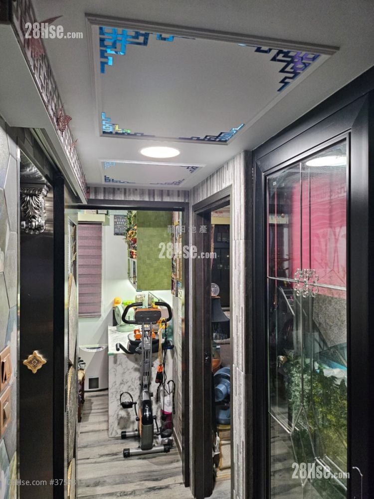 Connie Towers Sell 2 Bedrooms 435 ft²