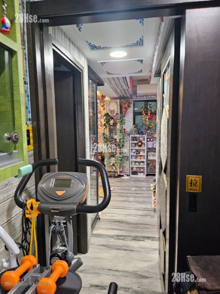 Connie Towers Sell 2 Bedrooms 435 ft²