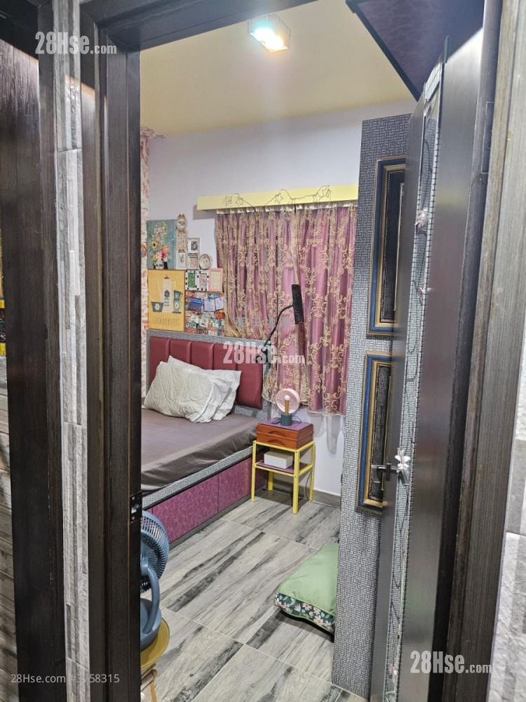 Connie Towers Sell 2 Bedrooms 435 ft²