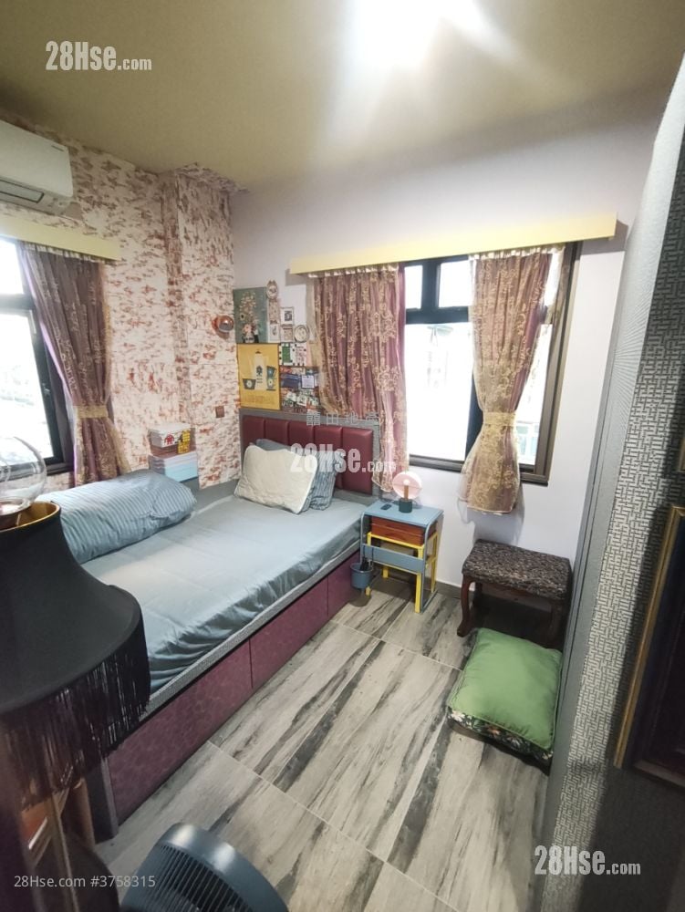 Connie Towers Sell 2 Bedrooms 435 ft²