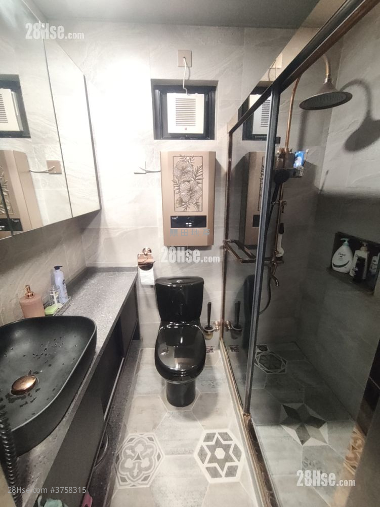 Connie Towers Sell 2 Bedrooms 435 ft²