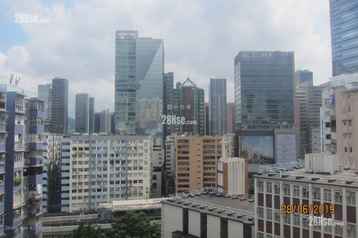 观塘大厦 售盘 3 房 , 2 浴室 397 平方尺