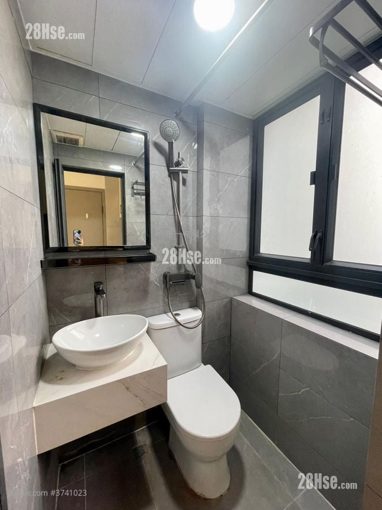 34 Lung Kong Road Rental Studio , 1 Bathroom 90 ft²
