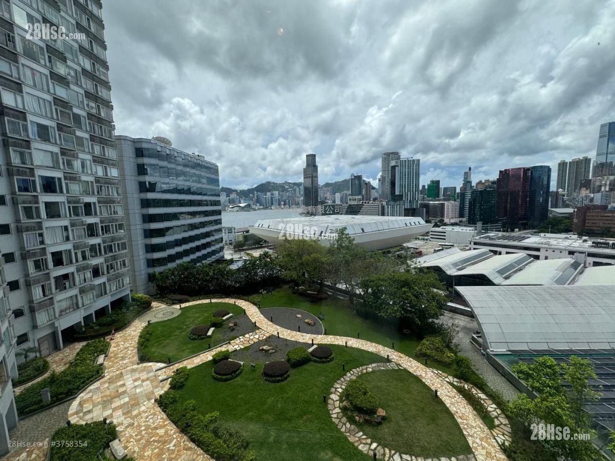 The Metropolis Residence Sell 1 Bedroom , 1 Bathroom 470 ft²