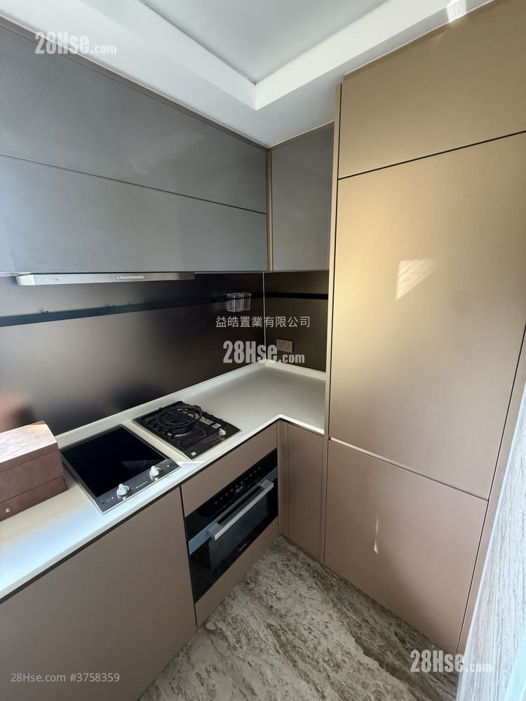 One Princeton Sell 3 Bedrooms 671 ft²