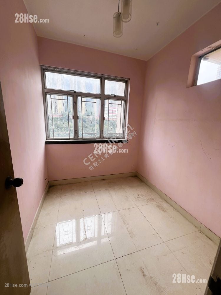 Sunshine City Sell 2 Bedrooms , 1 Bathroom 321 ft²