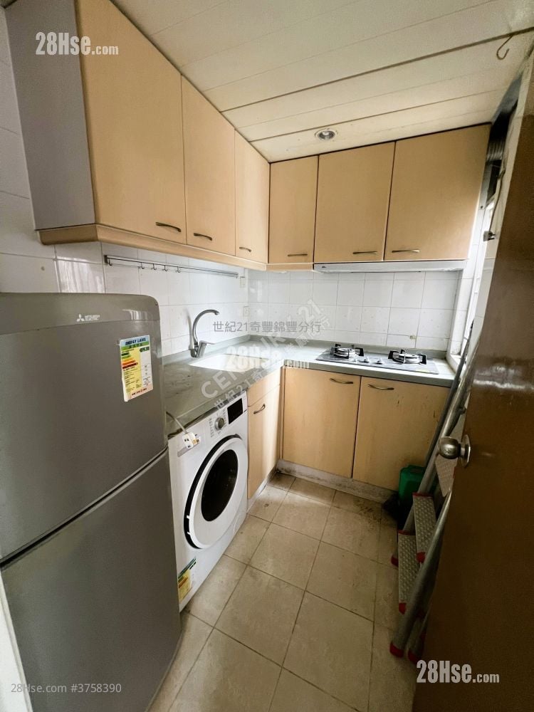 Sunshine City Sell 2 Bedrooms , 1 Bathroom 321 ft²