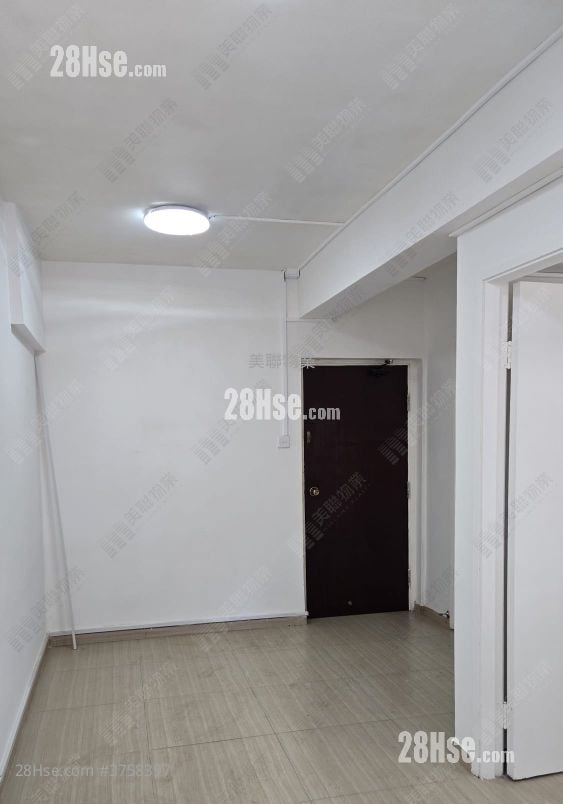 Healey Building Sell 1 Bedroom , 1 Bathroom 271 ft²