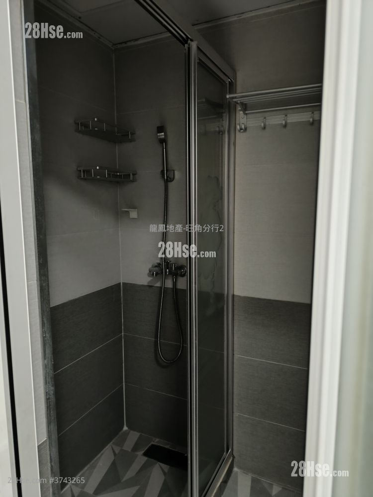長興大廈 租盤 開放式間隔 , 1 浴室 210 平方呎