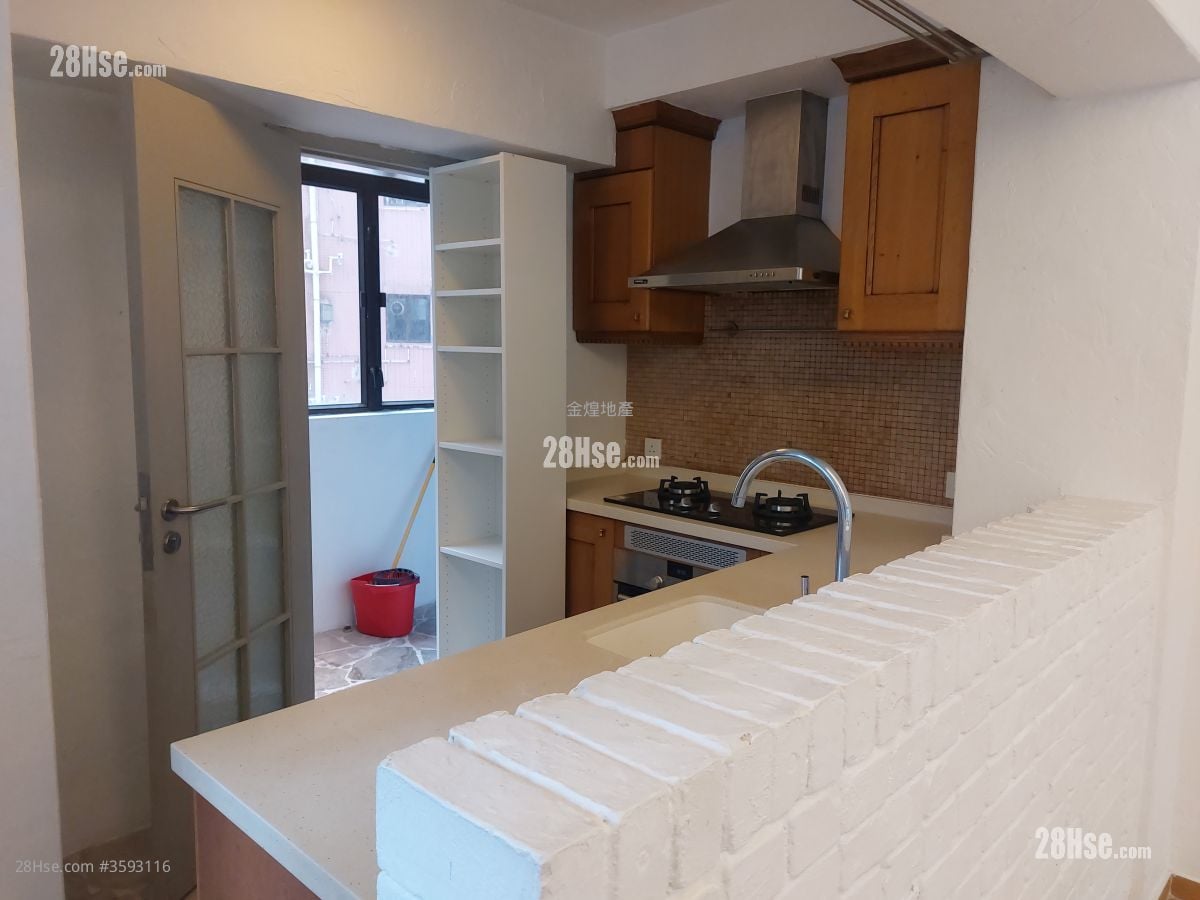 友誼大廈 租盤 2 房 , 2 浴室 752 平方呎