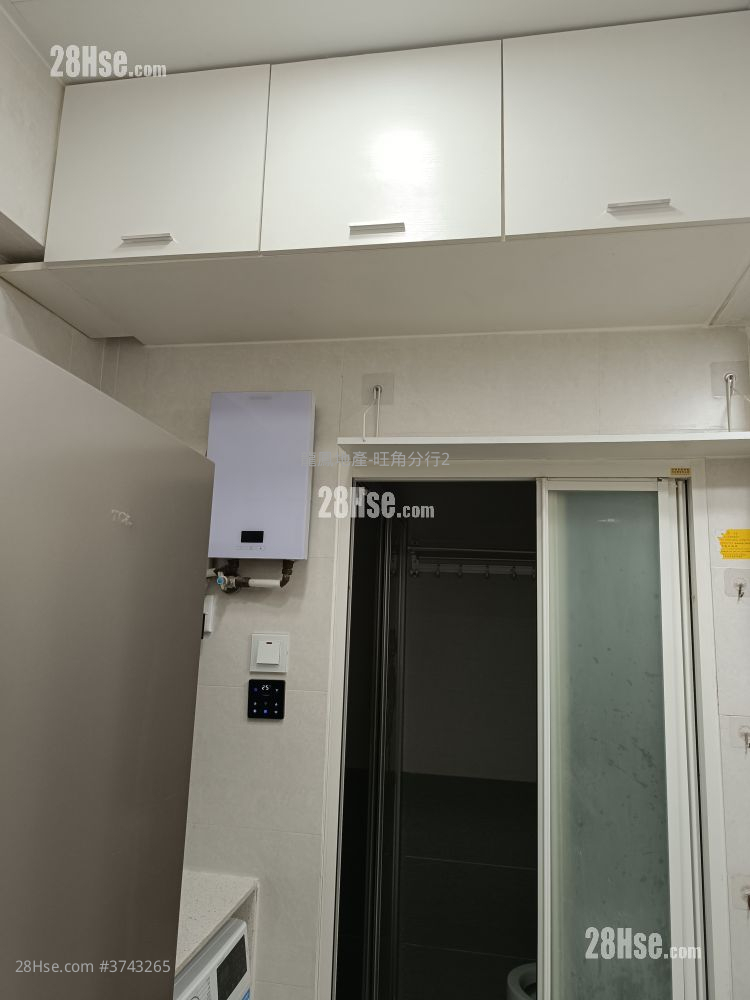 長興大廈 租盤 開放式間隔 , 1 浴室 210 平方呎