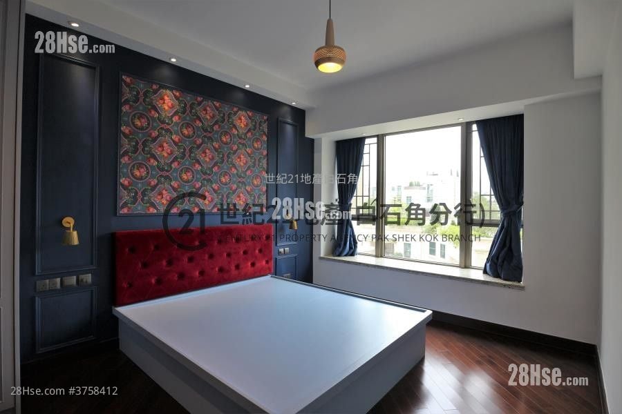 Mayfair By The Sea Rental 4 Bedrooms , 3 Bathrooms 1,400 ft²