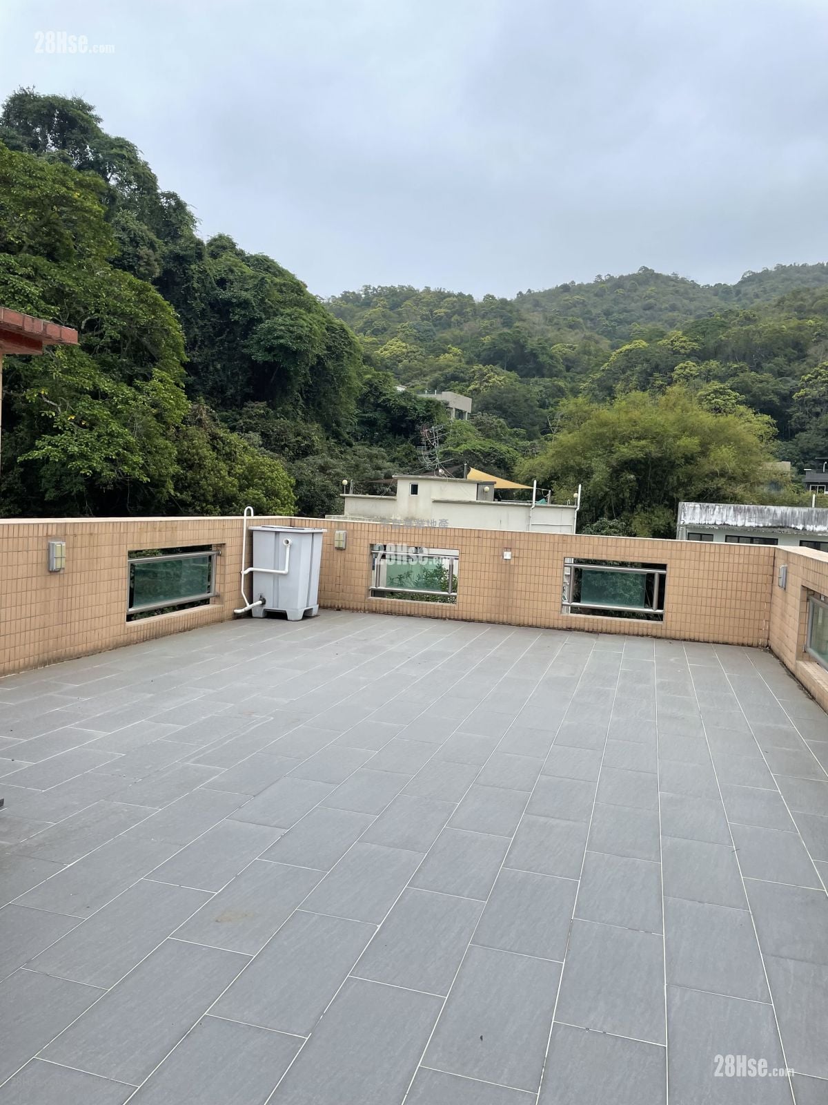 南圍村 租盤 3 房 , 1 浴室 700 平方呎