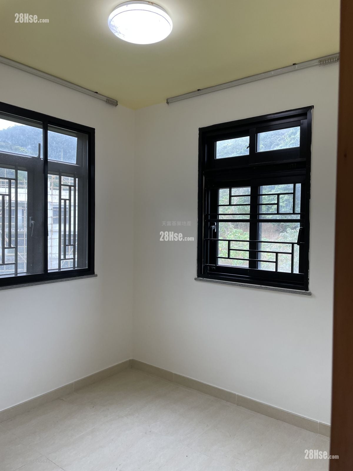 南圍村 租盤 3 房 , 1 浴室 700 平方呎